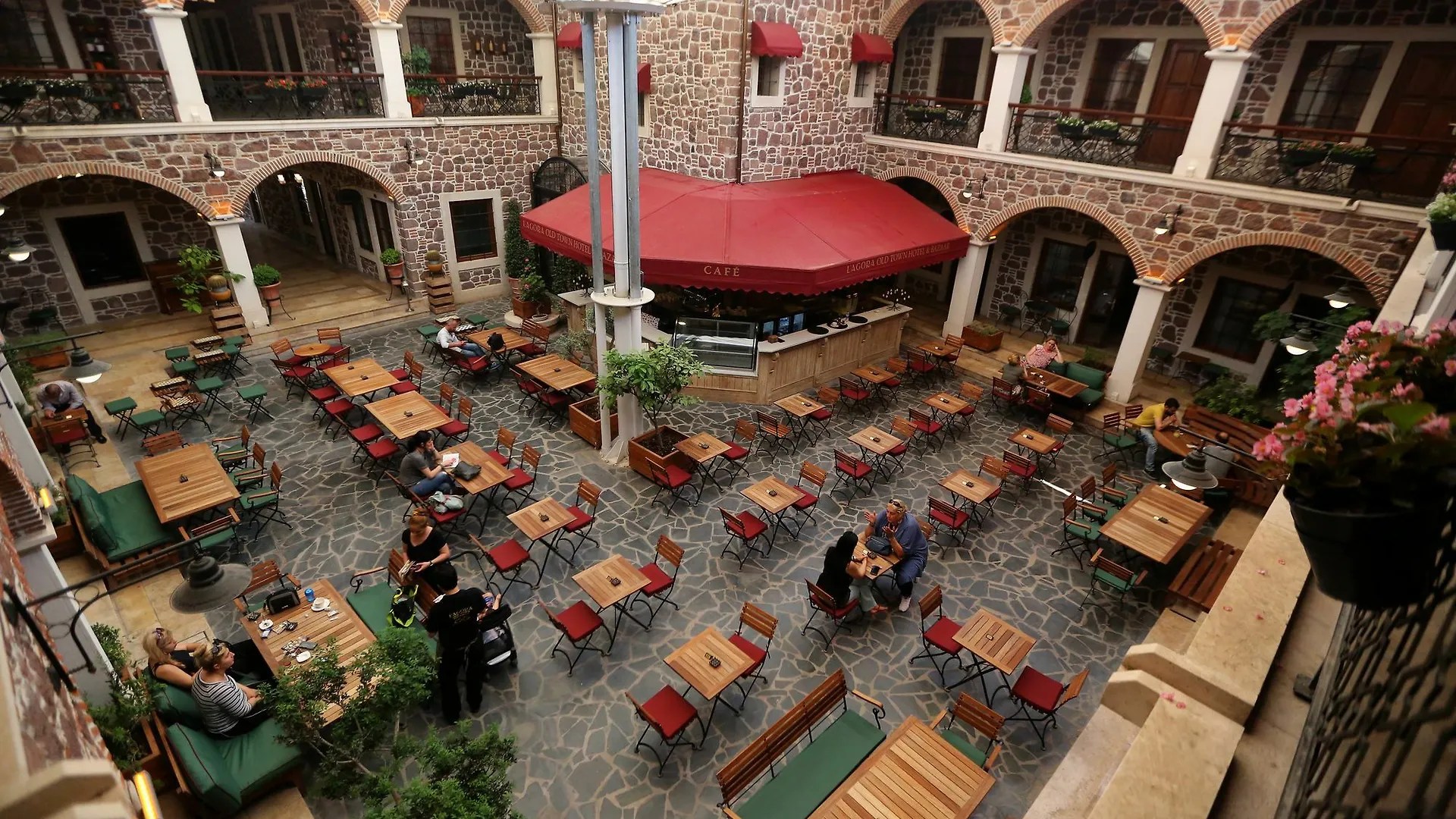 L'Agora Old Town Hotel & Bazaar イズミル