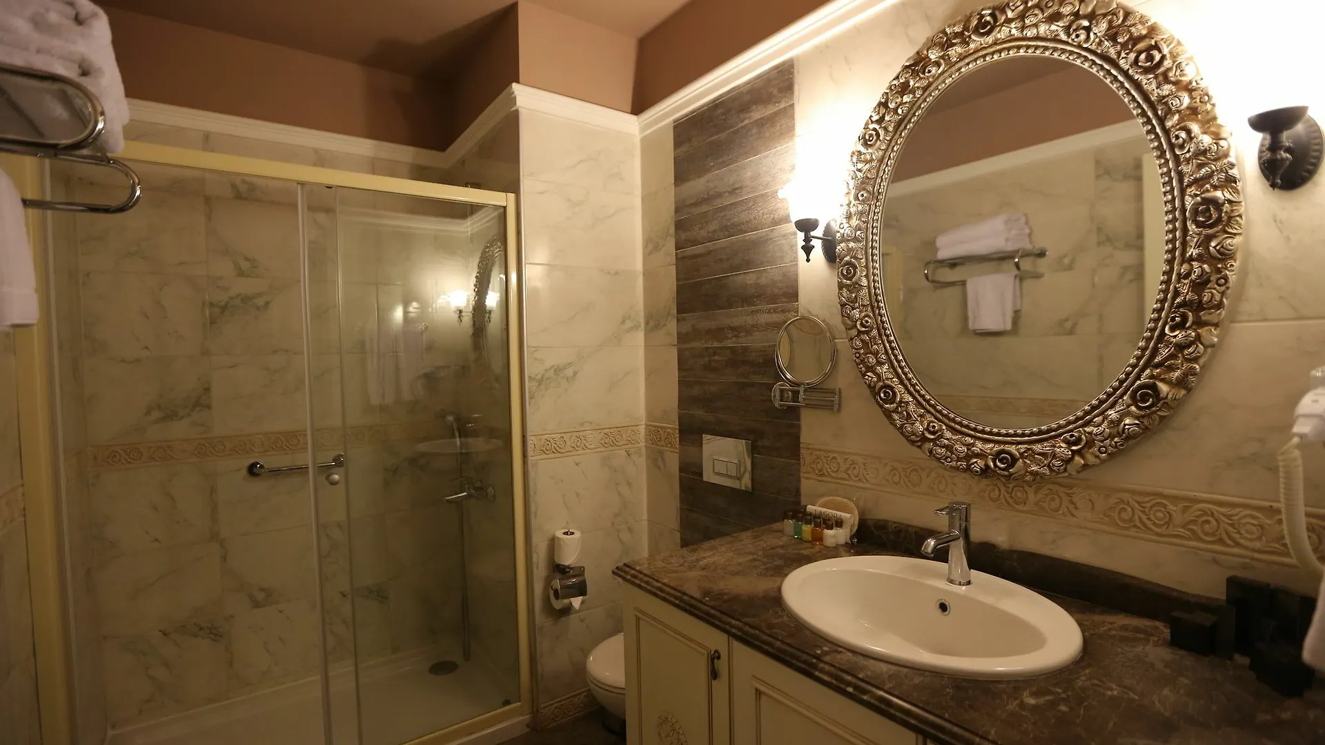 L'Agora Old Town Hotel & Bazaar Izmir